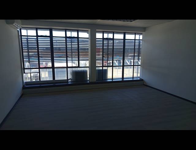 2,000M² WAREHOUSE TO LET IN MAITLAND